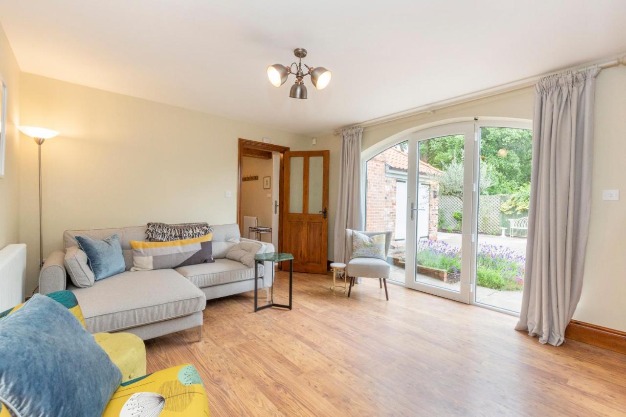 Apartment Creamery With Games And Free Parking