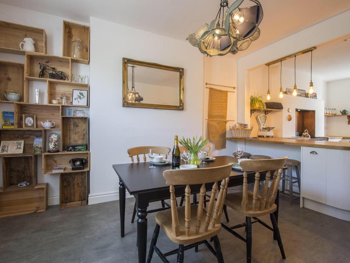 The Tansy House On Queen Street * York