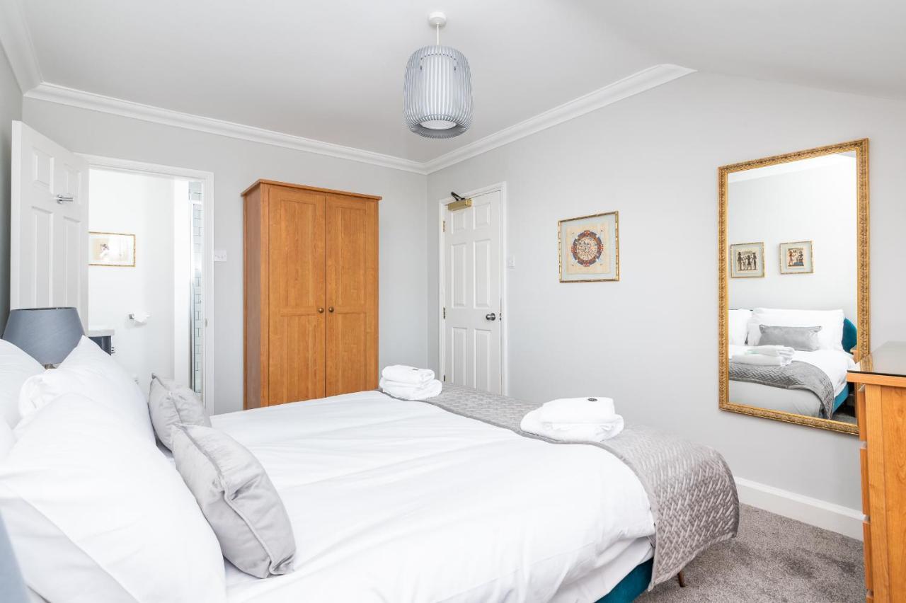 Holiday home Elegant And Modern 5 Bed House I Pass The Keys *