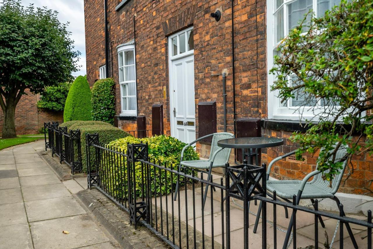 Studio 44 Apartment York