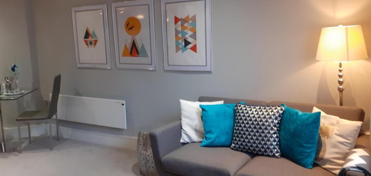 51 Cocoa Suites,rowntrees Wharf Apartment