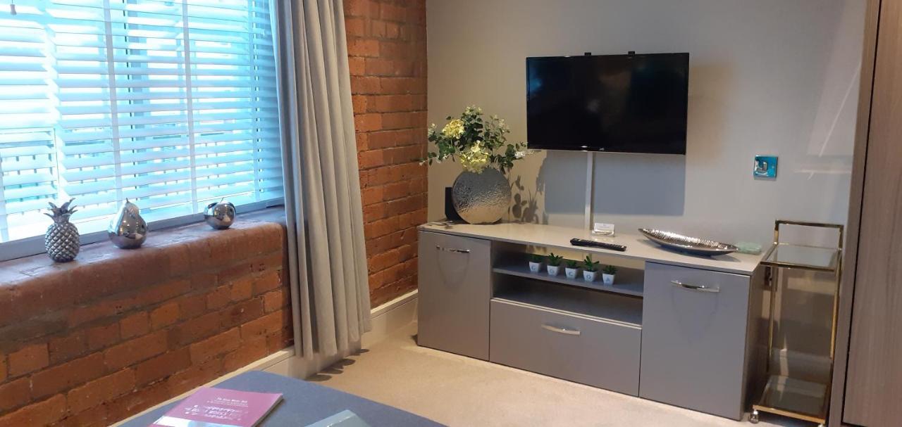 51 Cocoa Suites,rowntrees Wharf Apartment
