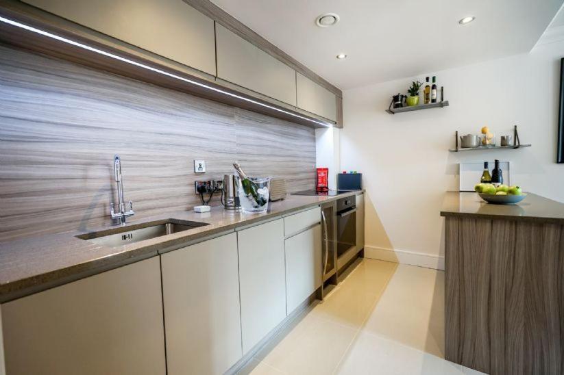 Apartment Cocoa River - Two Bed, Two Bath With Allocated Parking