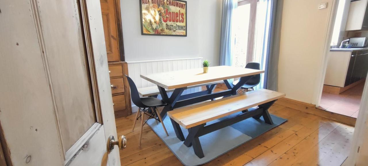 Holiday home Lindley York