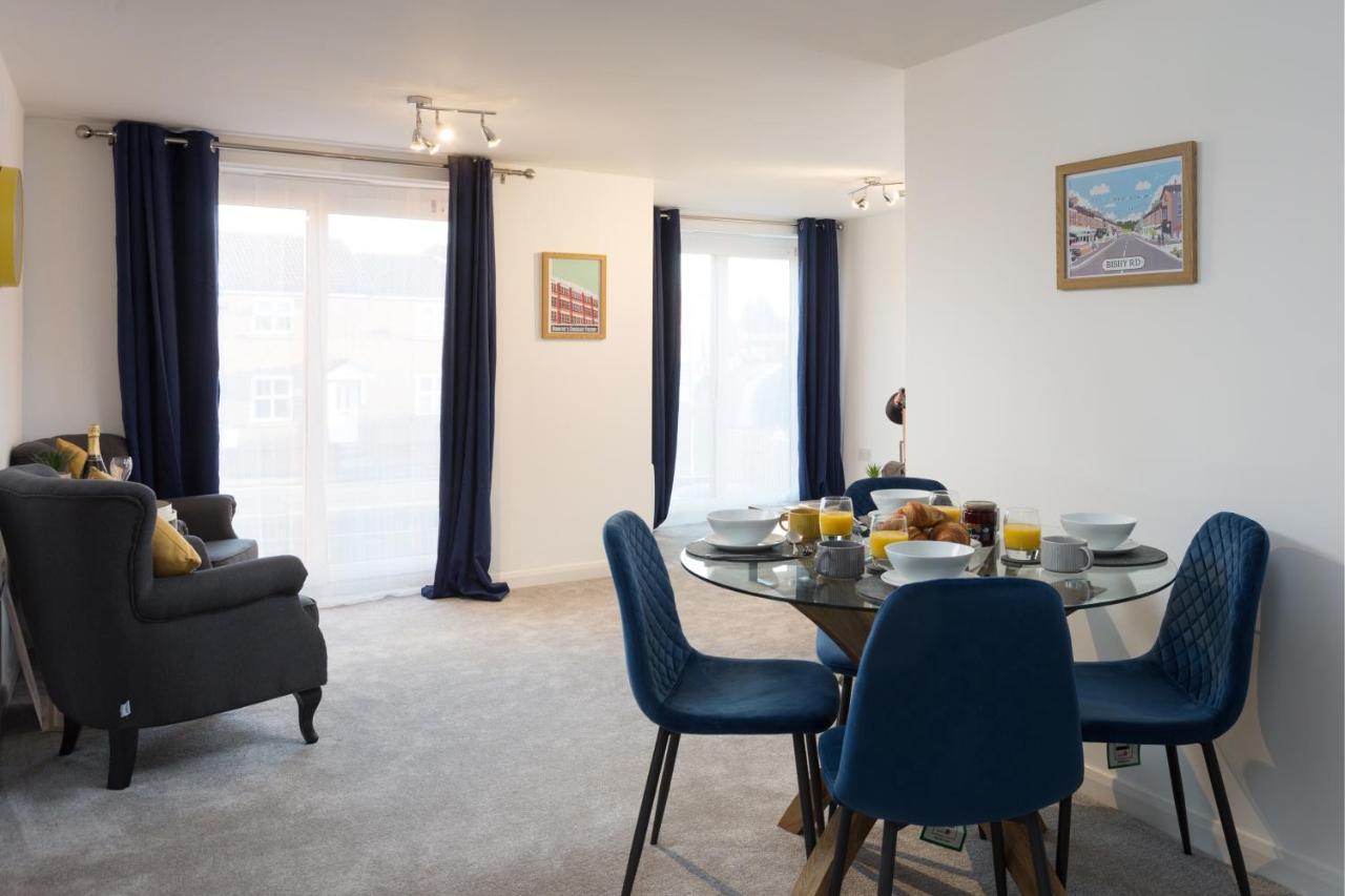 The Aura York