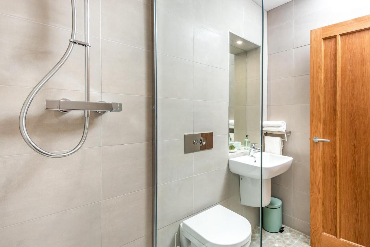 Apartment Host & - Feversham House *