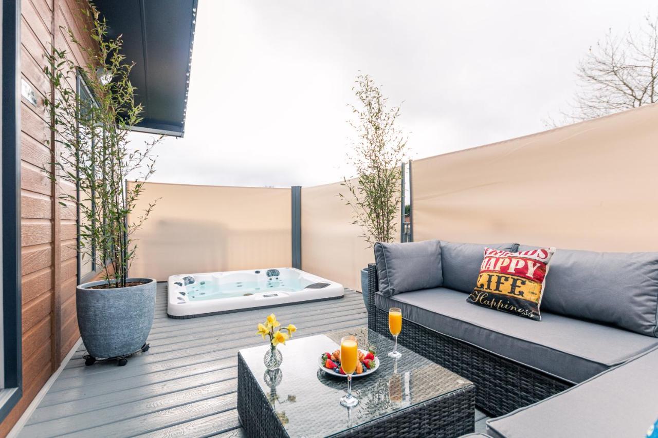 Bluebell With Hot Tub Lodge York