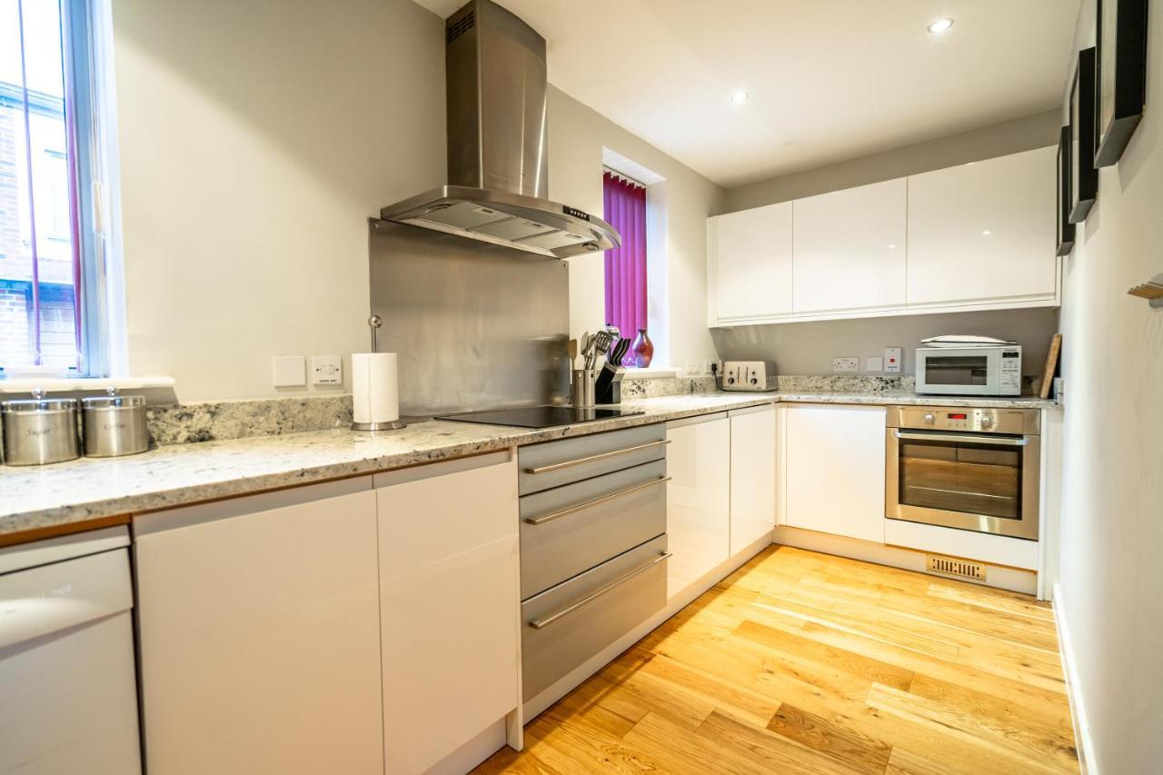 15 Stonegate Court York