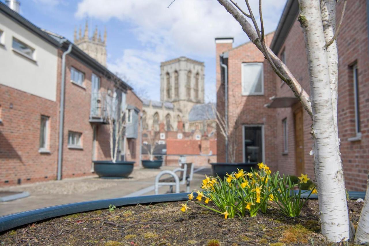 St Helen's House With Minster Views Apartment *