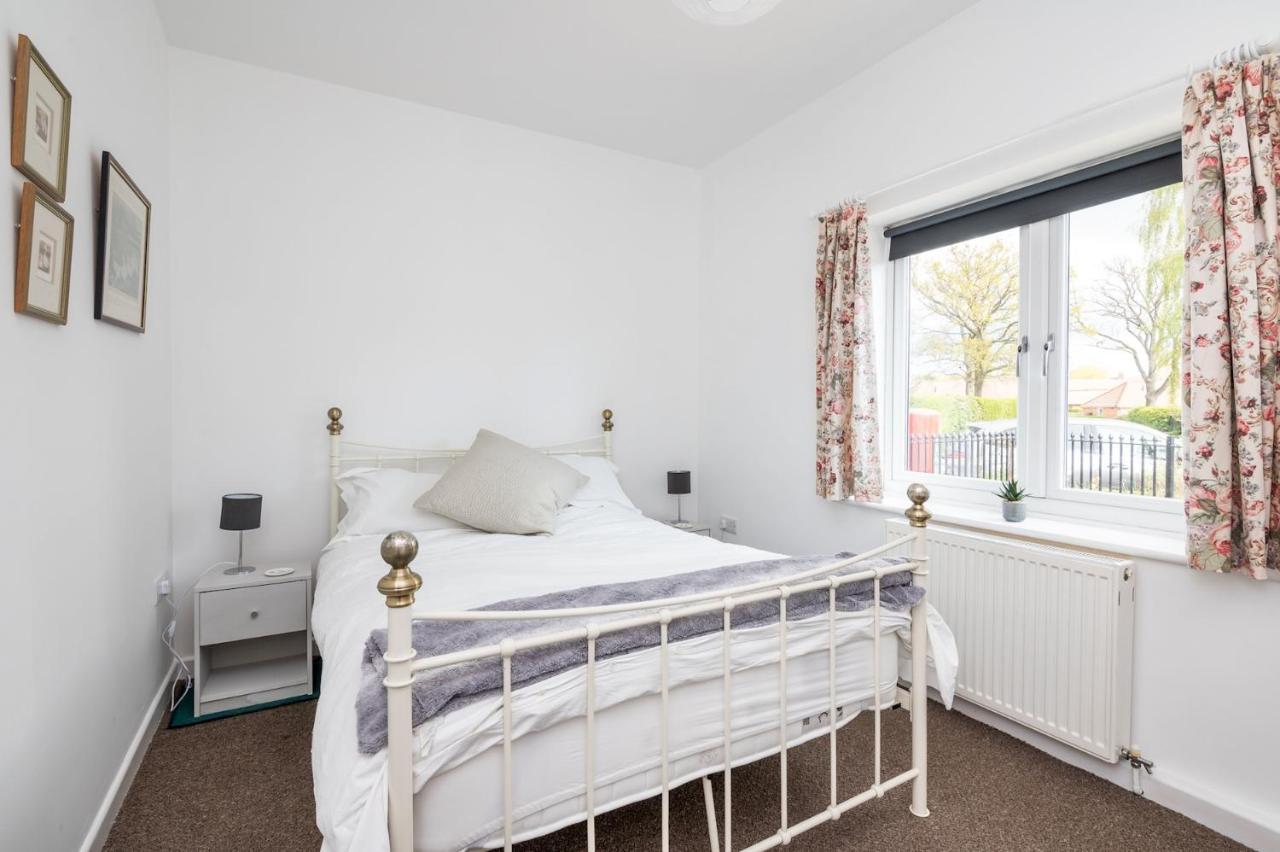 Beautiful House In The Pretty Village Of Skelton - Pass The Keys * York