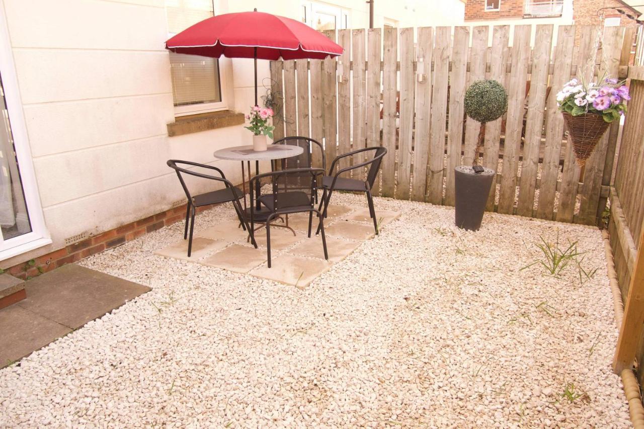 City Centre, Recently Renovated 2 Bedroom Flat *