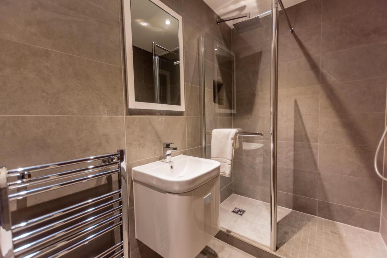Waterfront @ Ryedale House Apartment