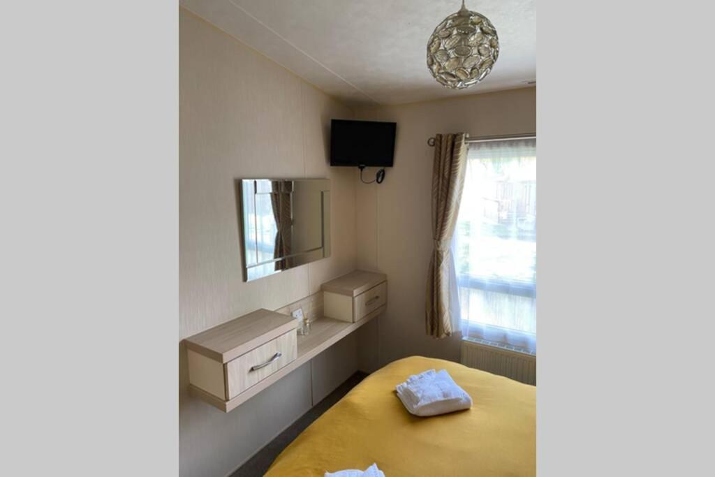 Apartment Modern Static Holiday Home Only 7 Miles From York Sleeps 6