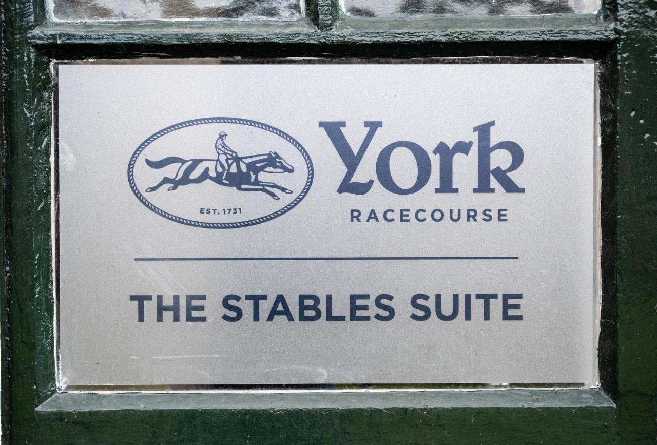 The Stable At Racecourse *