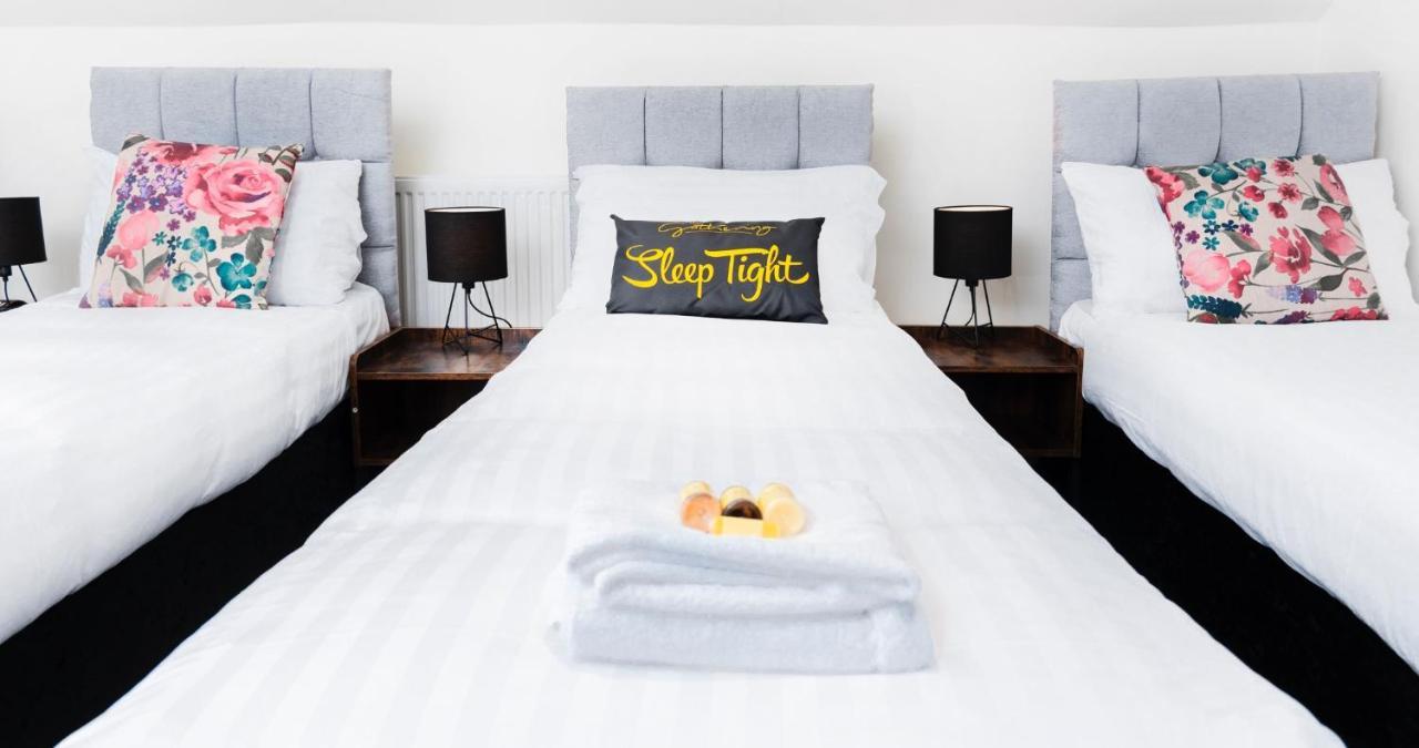 The Gillygate Gathering - Centre - Sleeps Up To 18 Apartment
