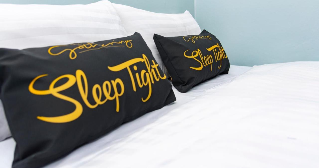 The Bishophill Gathering - Sleeps Up To 12 *