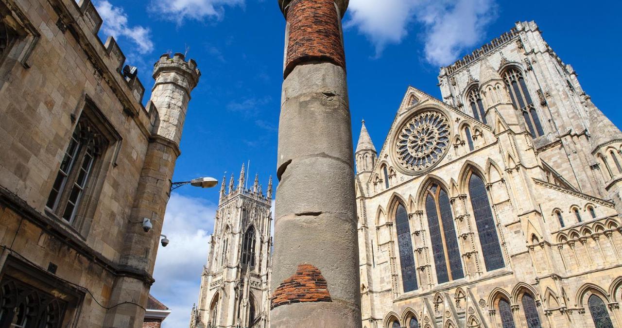 The Gillygate Gathering - Centre - Sleeps Up To 18 Apartment York