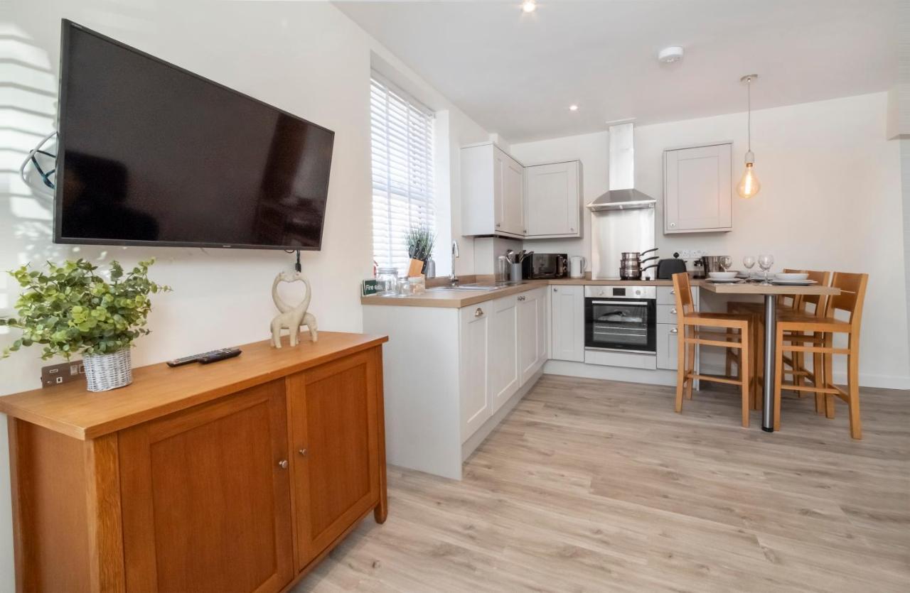 Livingstone Street Apartment