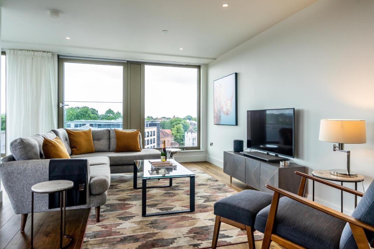 Tree Tops At Ryedale House Apartment *