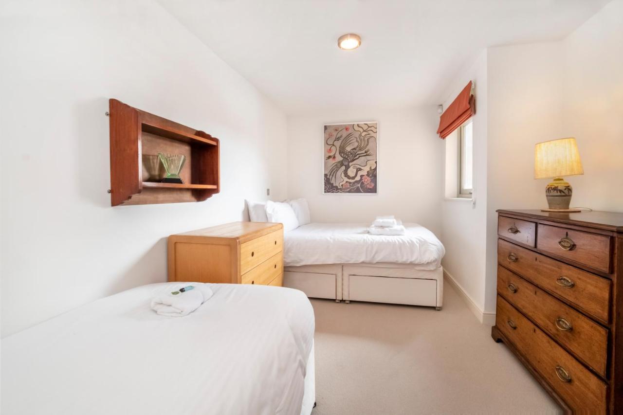 - John Walker House Apartment
