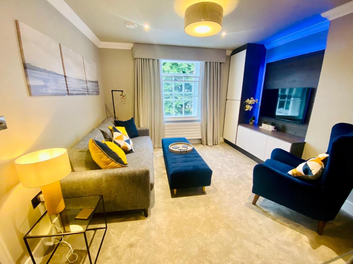 10 Bootham House - Luxury Centre With Free Parking For One Car * York