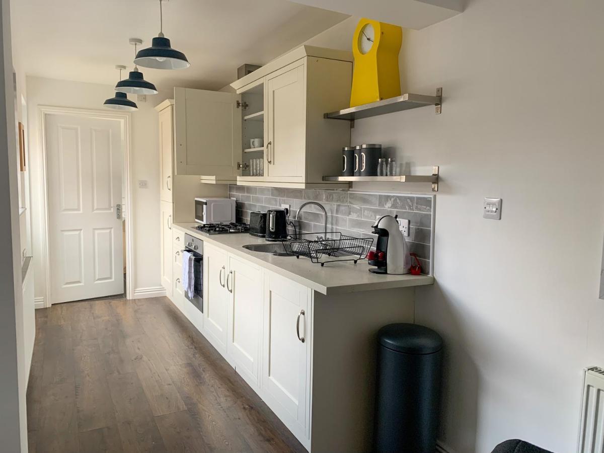 The Kensingston - Quaint Victorian With Free Parking Apartment *
