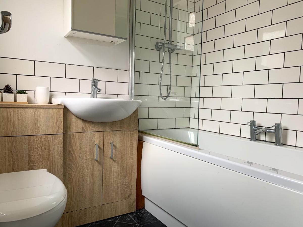 Apartment The Kensingston - Quaint Victorian With Free Parking