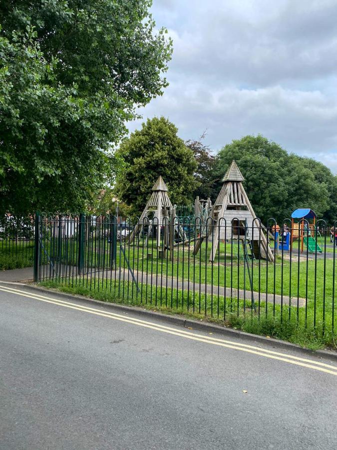 The Warwick - Quaint Victorian With Free Parking Lodge York