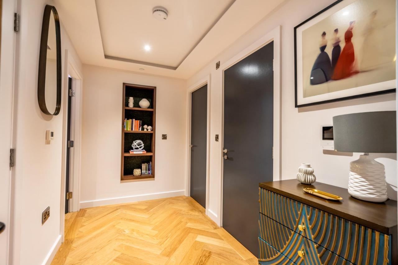 Twenty Seven Hq Apartment