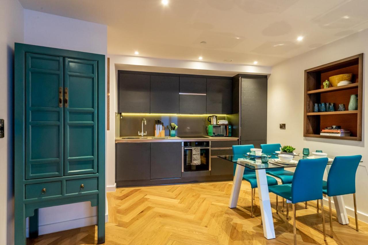 Twenty Seven Hq Apartment *