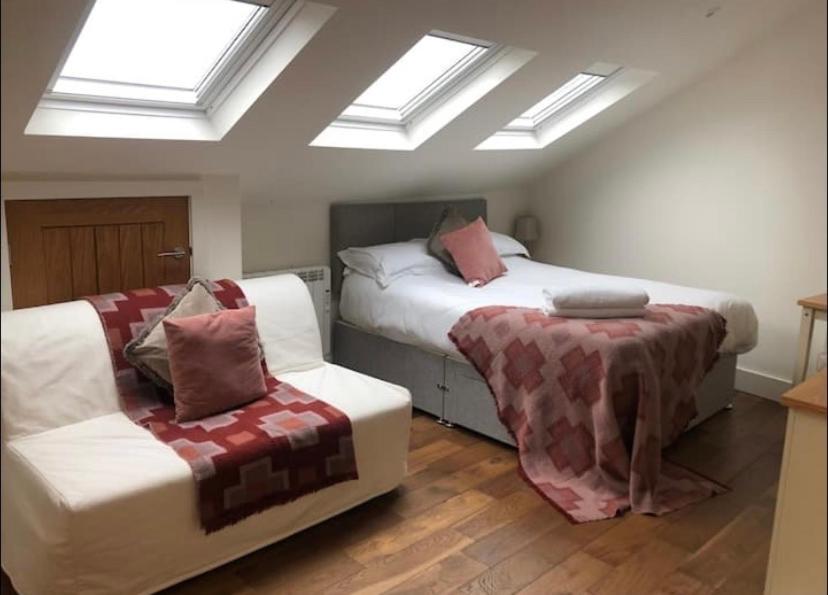 Dennington Studio Apartment York
