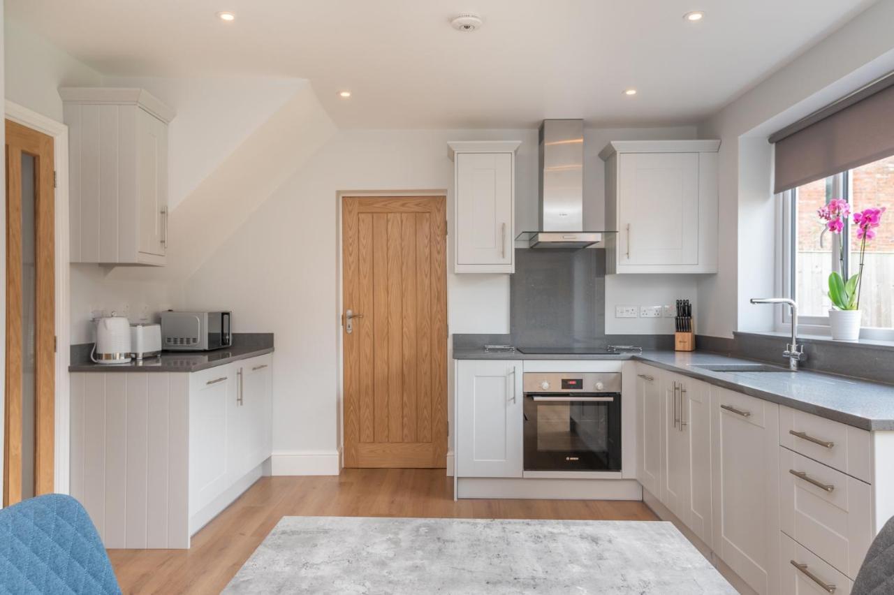 Holiday home Luxurious Modern House With Garden - Pass The Keys York