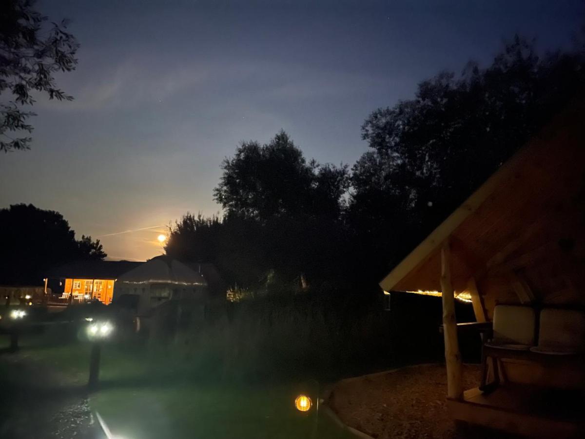 Acorn Glade Glamping York