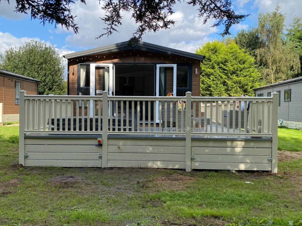 Holiday home Springwood With Hot Tub