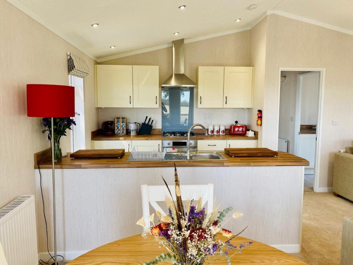 Hollicarrs - Wildflower Holiday home York