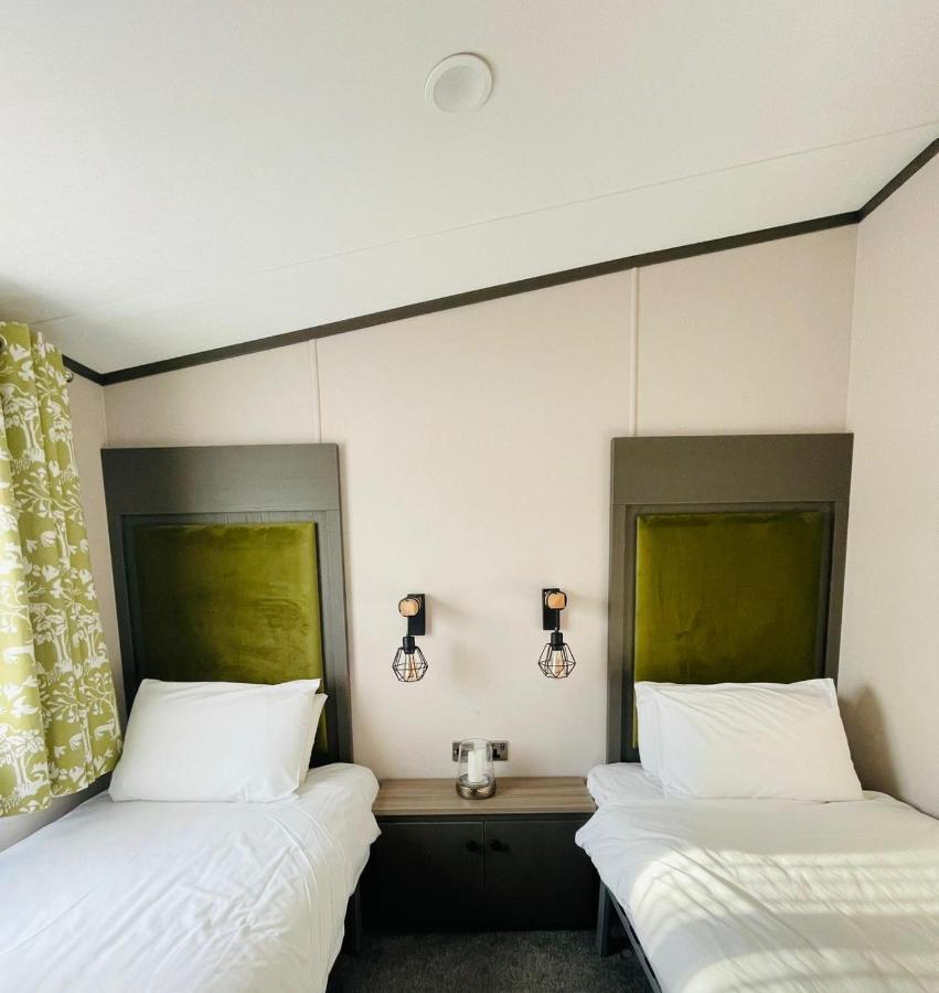 Gleneagles With Hot Tub Holiday home
