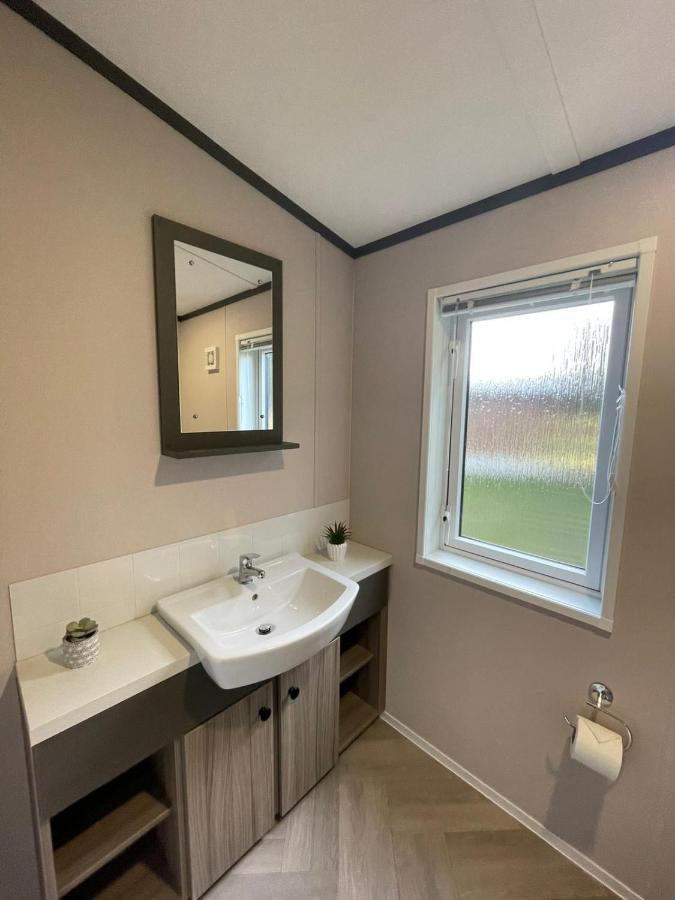 Holiday home Gleneagles With Hot Tub