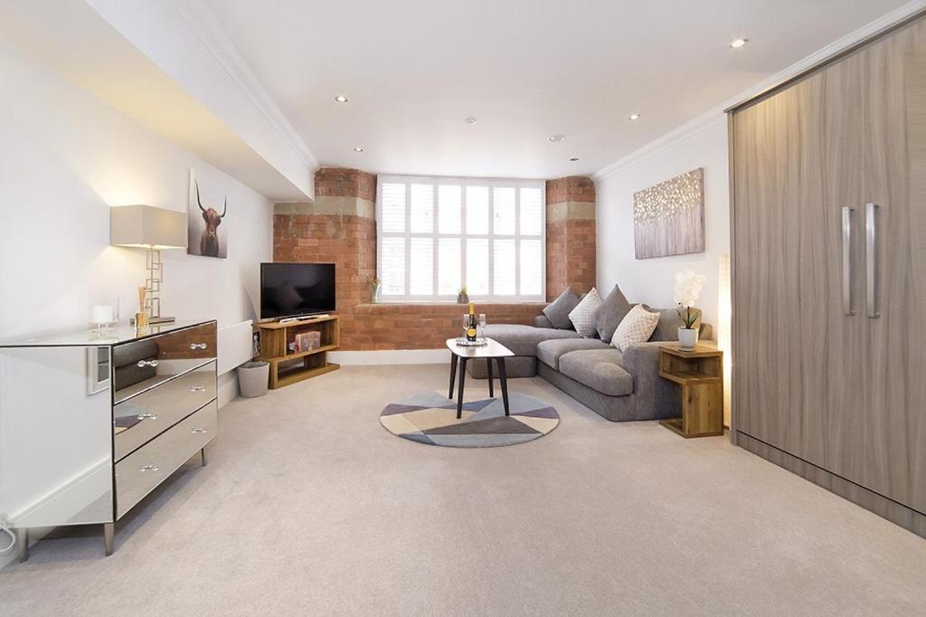 Apartment 55 Cocoa York, Free Parking Onsite *