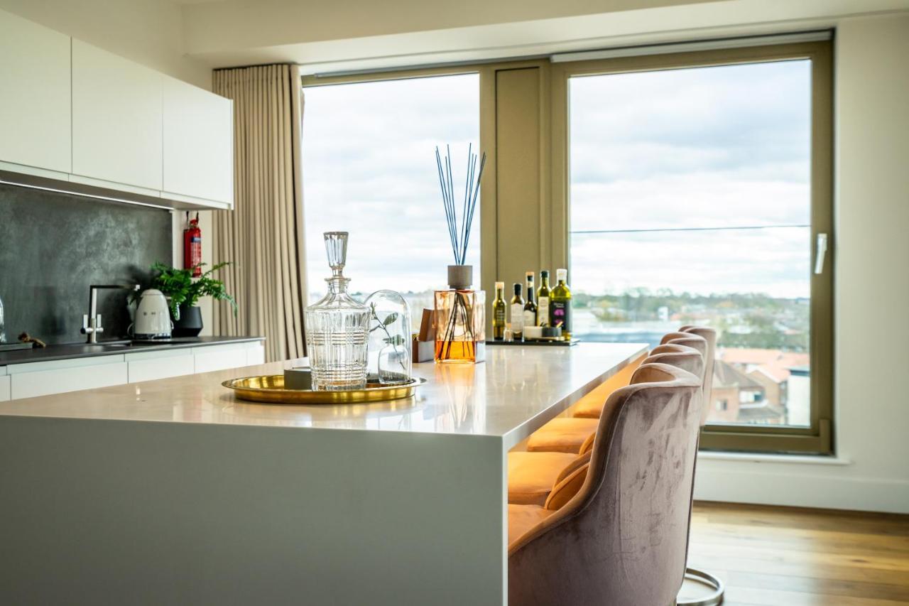 The Penthouse @ Ryedale House Apartment