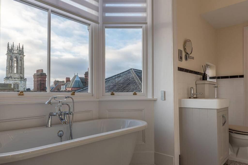 Apartment Luxury Rowntree House Across From The Shambles York