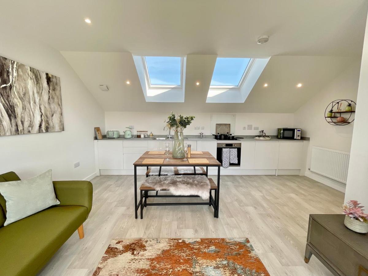 Hawthorn View * York