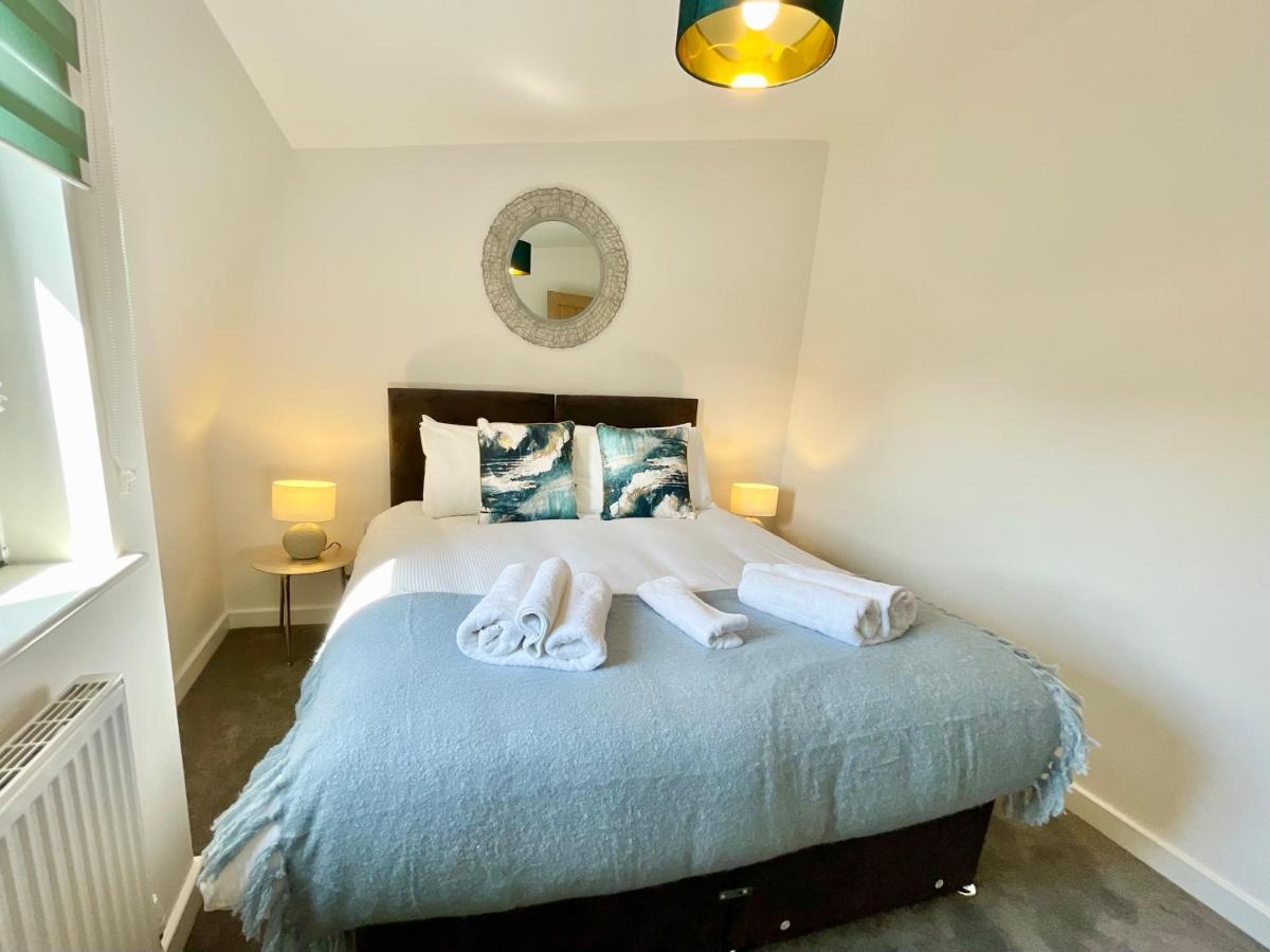 Hawthorn View Apartment