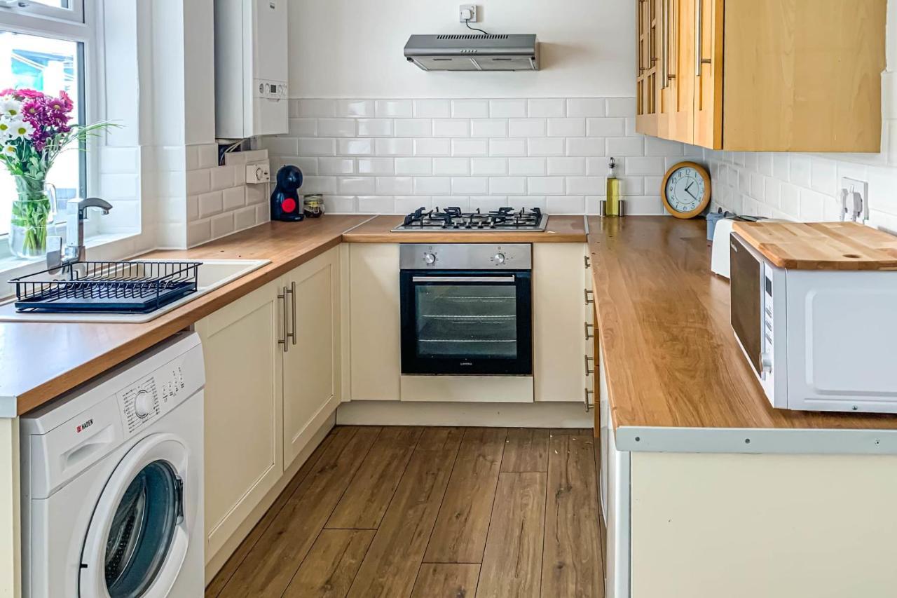 Holiday home The Groves - Quaint Victorian - Free Parking York