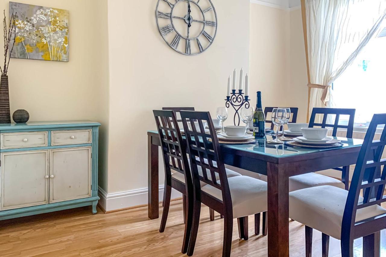 The Groves - Quaint Victorian - Free Parking Holiday home York