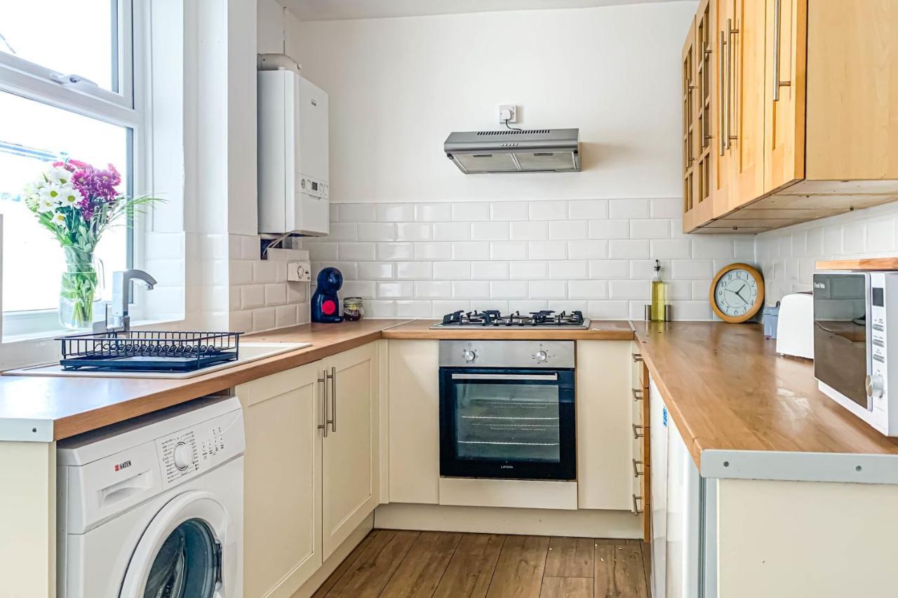 Holiday home The Groves - Quaint Victorian - Free Parking York