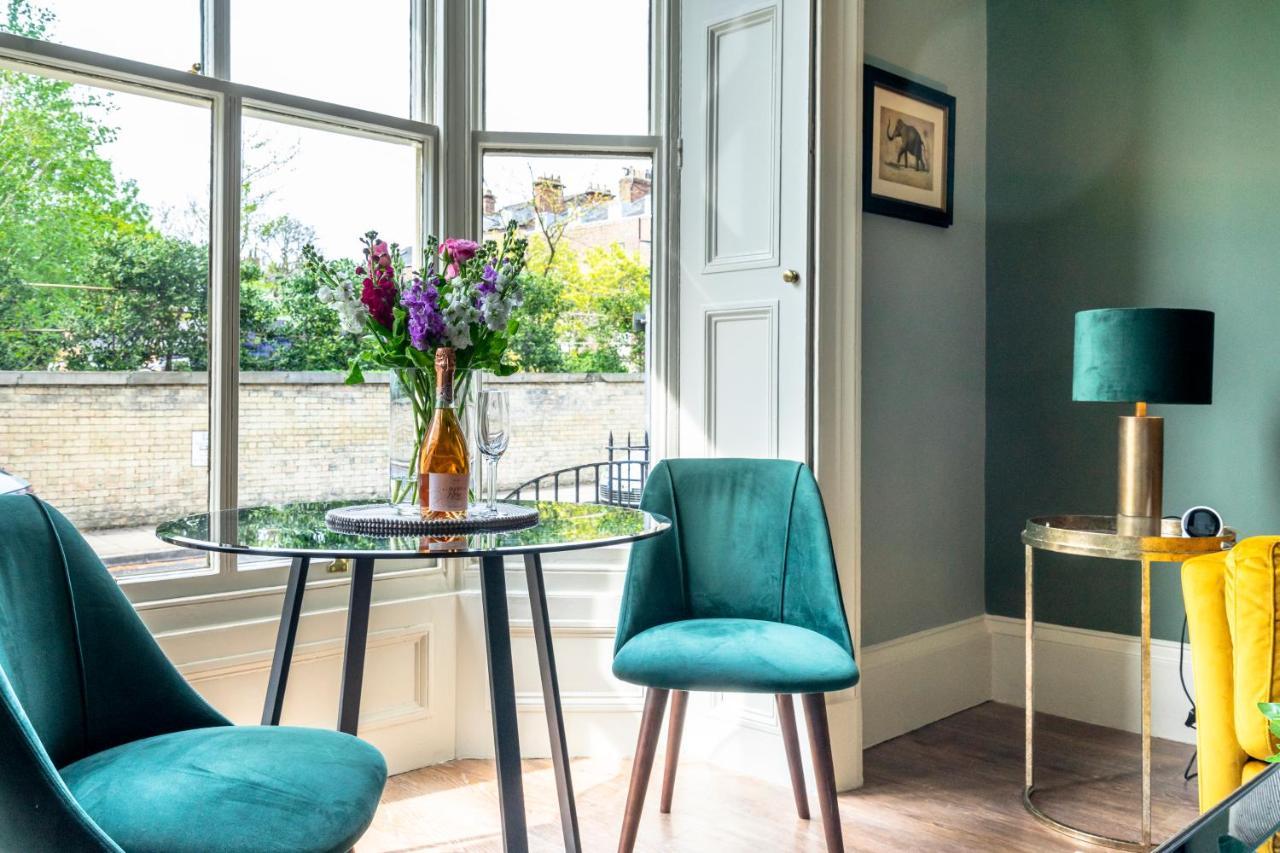 The Chambers At The Dukes Townhouse *