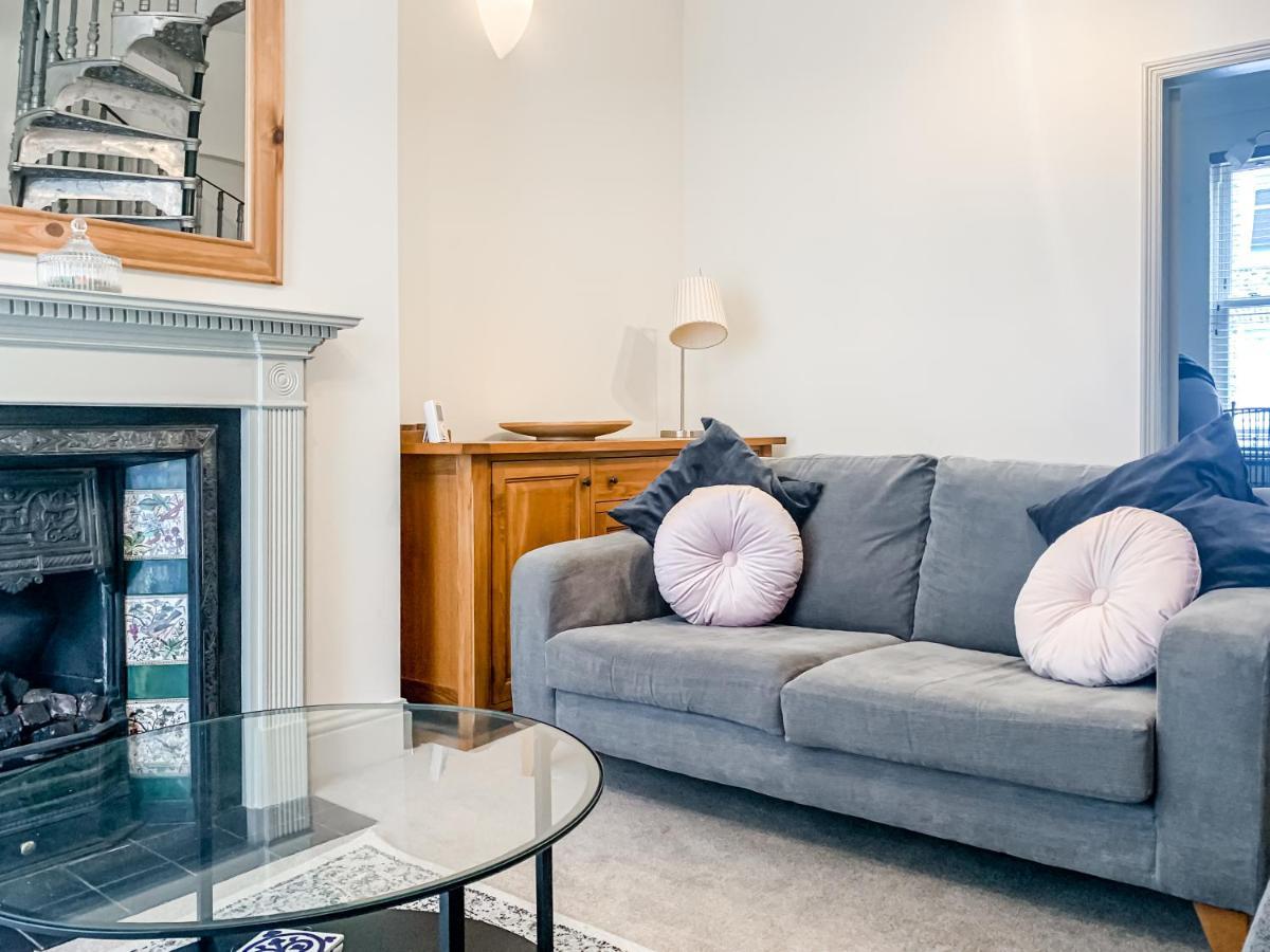 The Vines - Stunning Period With Free Parking Apartment