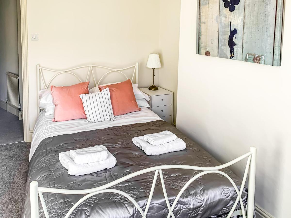 The Vines - Stunning Period With Free Parking *
