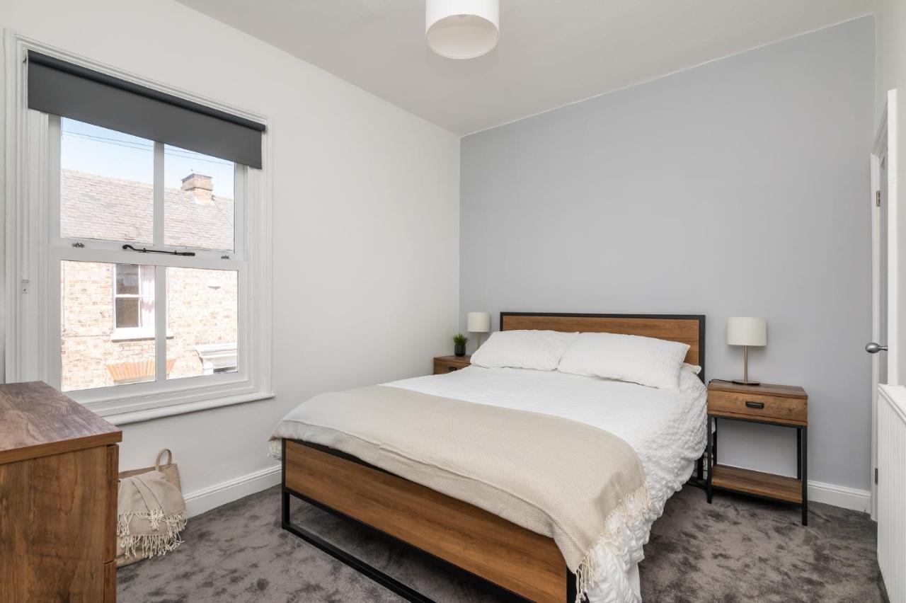 Stylish, Centrally Located Terrace - Pass The Key Holiday home York