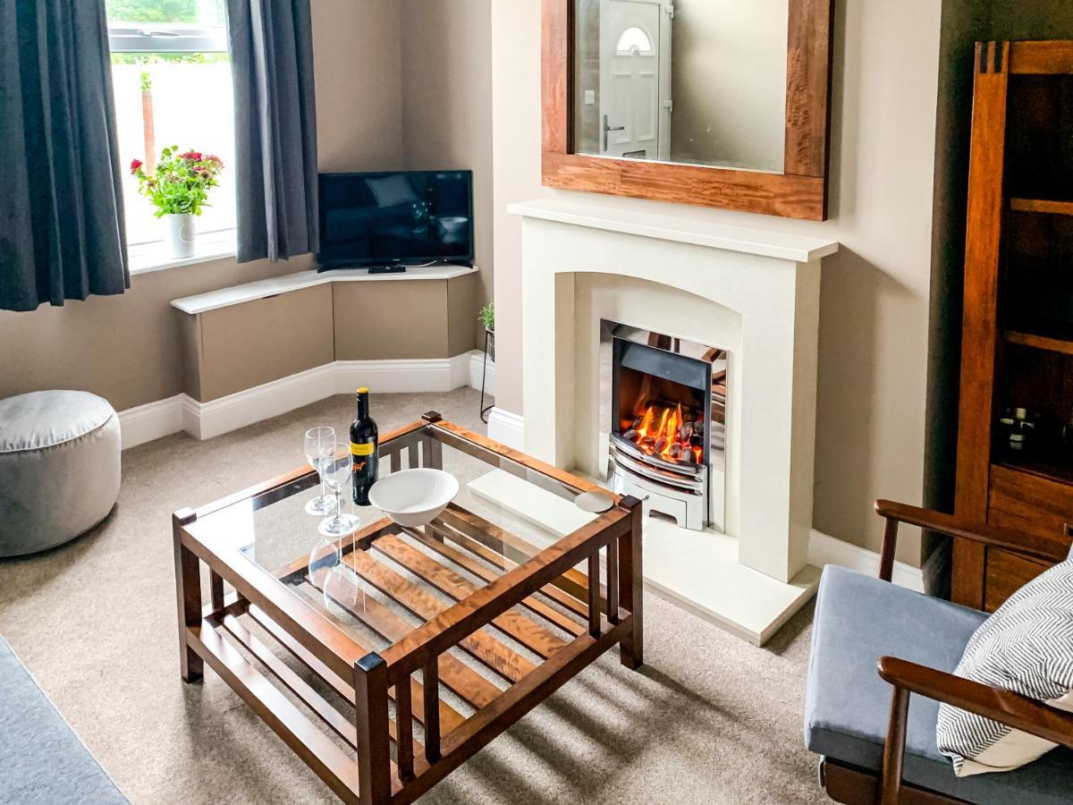Maple House - Quaint Victorian With Free Parking Apartment